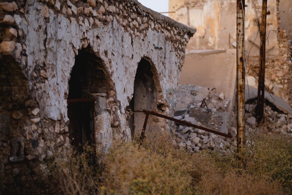 Views in June of 2019 of ruined buildings in the old neighborhood of Shingal (Sinjar) 28