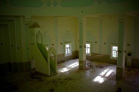 Views of the abandoned resort development behind Bekhma Dam 15