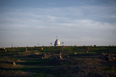 Views of the cemeter around the Kakaii shrines and cemetery at Wardik, near Hamdaniyah, now administered in Erbil Governorate 02
