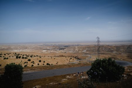 Views in June of 2019 of the 'lofa' road up to the top of Shingal Mountain 04