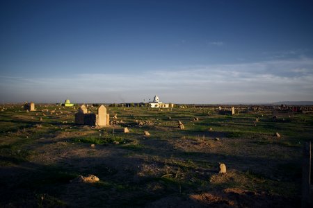 Views of the cemeter around the Kakaii shrines and cemetery at Wardik, near Hamdaniyah, now administered in Erbil Governorate 04