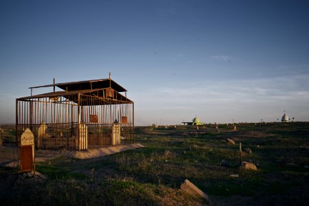 Views of the cemeter around the Kakaii shrines and cemetery at Wardik, near Hamdaniyah, now administered in Erbil Governorate 06