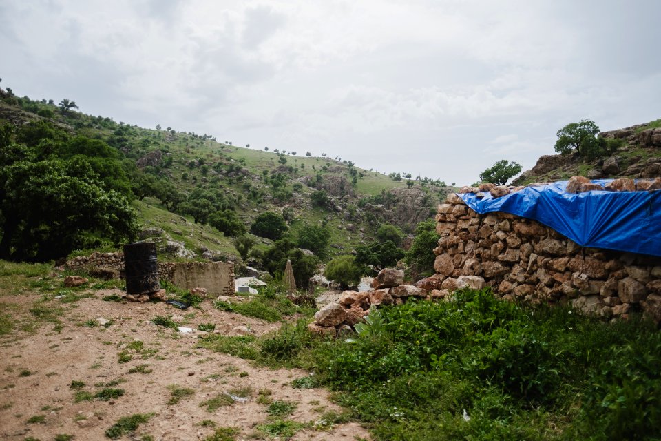 Views of the area surrounding "Makan Shekh Adi" near Sardashte Camp atop Shingal mountain 01