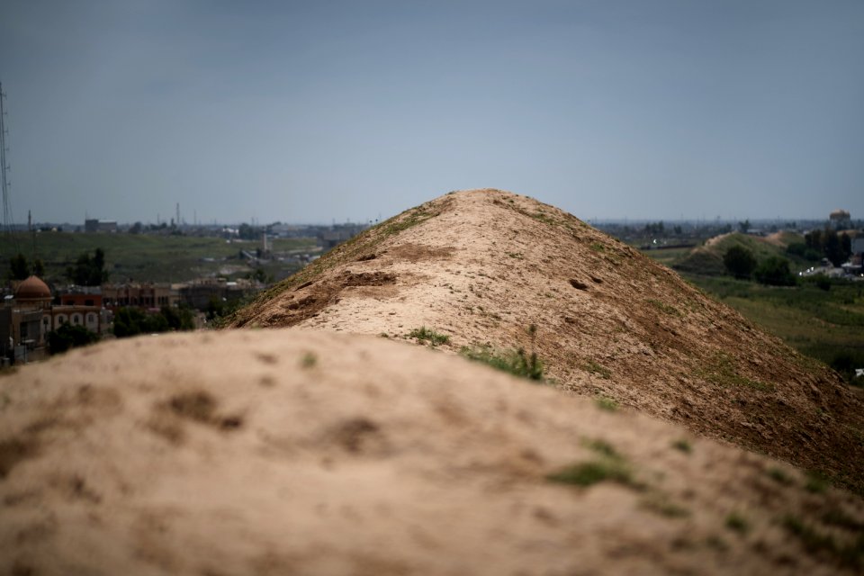 Views of the archaeological site of Nineveh in modern-day Mosul, currently occupied by squatters 08