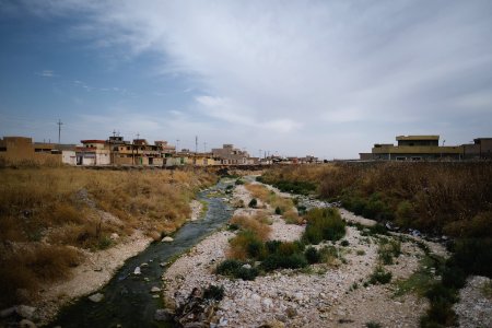 Views in June of 2019 around the town of Sinjar, in the heavily ruined city center 01