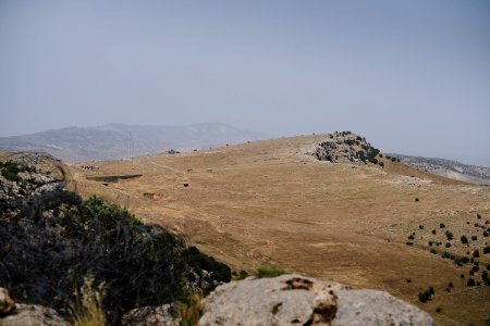 Views in June of 2019 of the north side of Sinjar mountain, as seen from the Ezidi shrine of Chil Mera 18