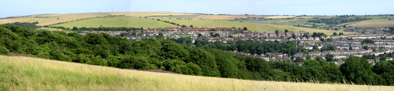 Views of Brighton - Panorama from Hollingbury Hill (July 2015) (2)