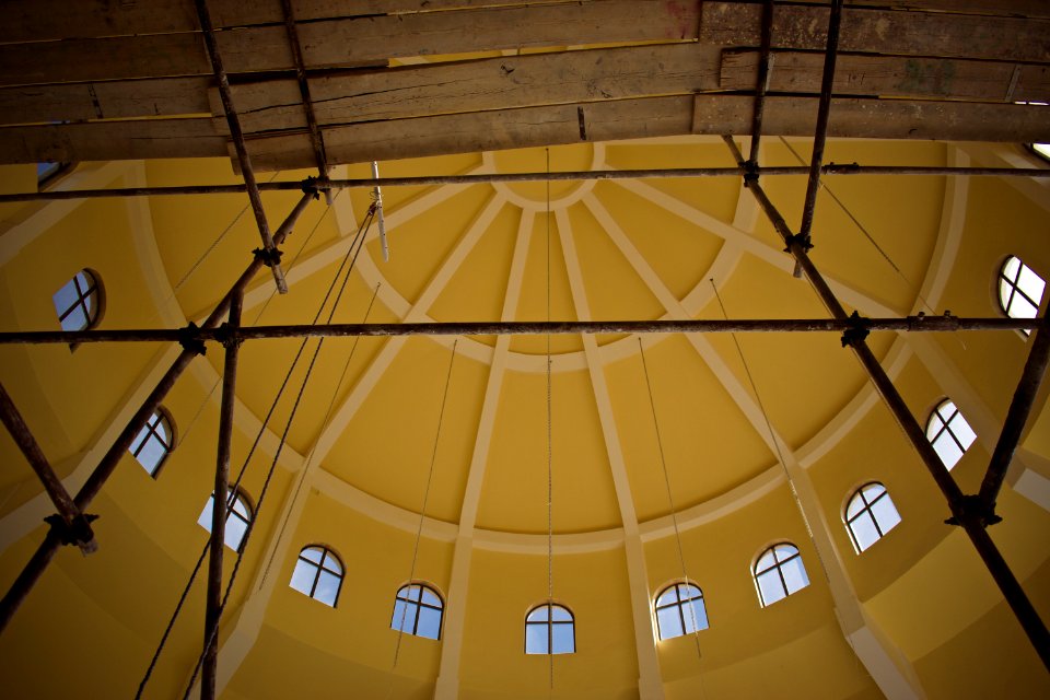 Views of an Armenian church being constructed at the outskirts of the Ankawa neigborhood in Erbil 11