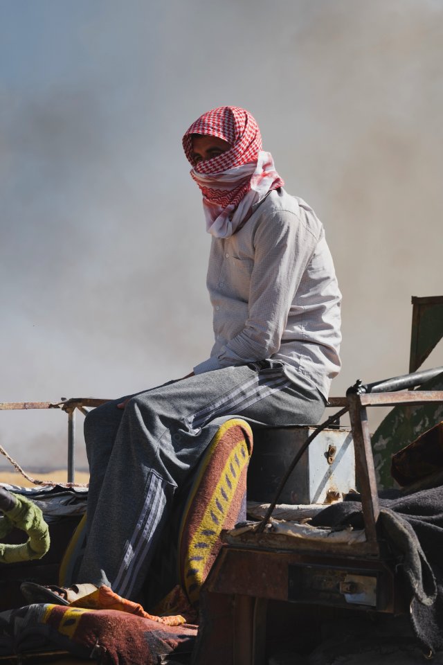 Views of fires spreading in summer of 2019 across villages near Shingal, being put out by Ezidi volunteers 04