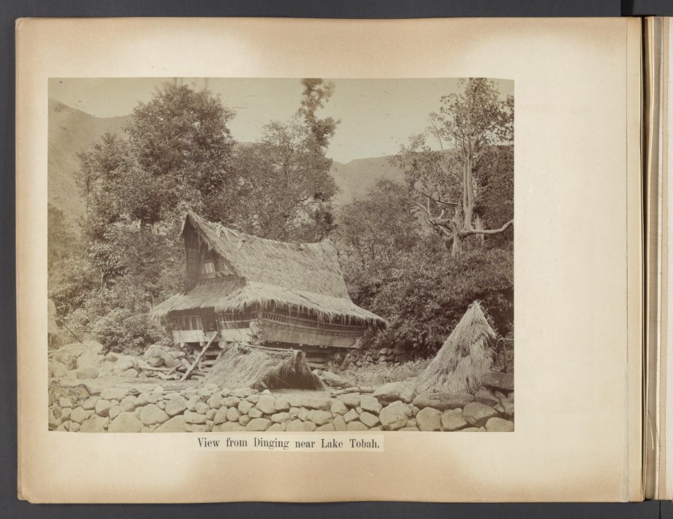 View fron Dinging near Lake Tobah, Bestanddeelnr 815 61