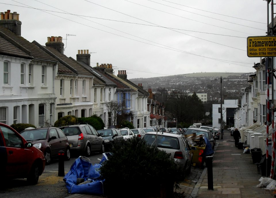 View Northeastwards from Richmond Road, Round Hill, Brighton (January 2011)