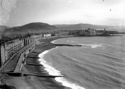 View of Aberystwyth sea front looking south from Constitution Hill (1294440)