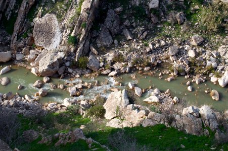 Views around the river, mountains, cemetery, and Ottoman-era fort at Dwin 23
