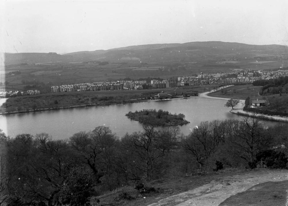 View of Llandrindod and lake (1293846)