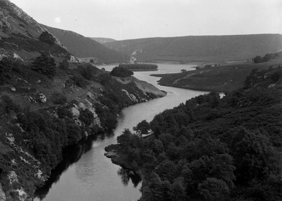 View of Elan Valley (1294610)