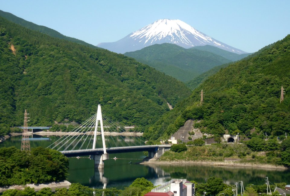 View of Mount Fuji from Lake Tanzawa 02