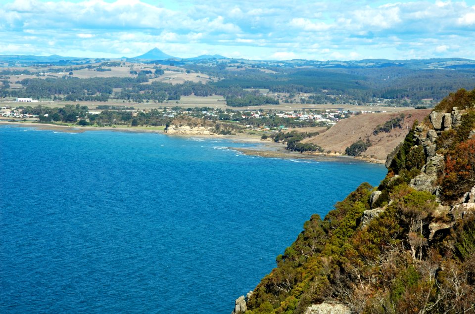 View-from-Table-Cape-20070423-025