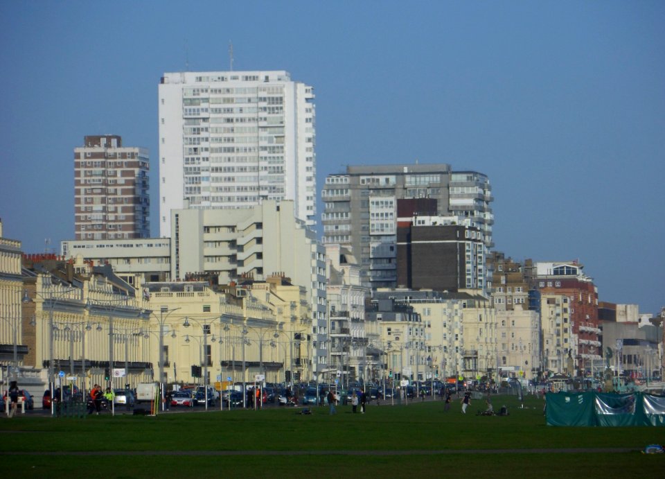 View towards Brunswick Terrace and Sussex Heights from Hove Lawns (April 2013) (1)