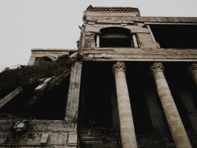 Views in April of 2019 of the castles of Saddam Hussein and his wife in the command center of Mosul 08
