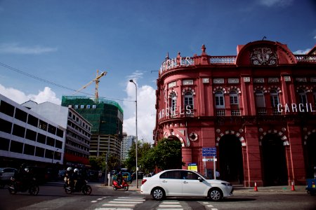 Views around Colombo 04 photo