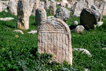 Views around Dween Castle, the cemetery and Ottoman-era fort at Dween village 02