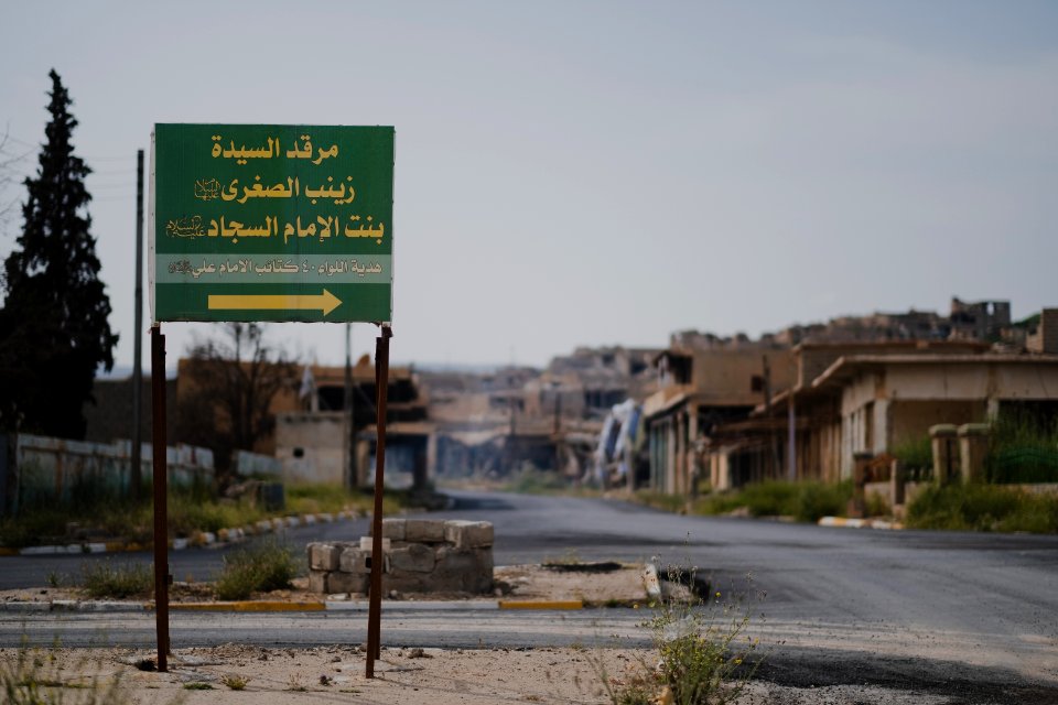 Views in April of 2019 of the city center of downtown Shingal 37