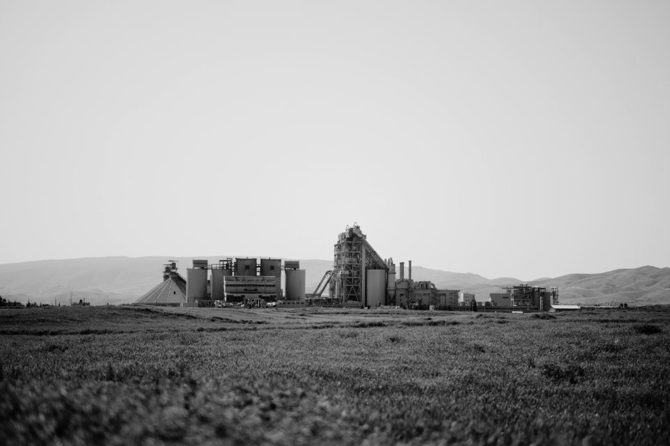 Views in April 2019 of cement factory in Shingal 05
