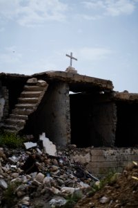 Views in April of 2019 around a ruined church in the ruins in the old city of Shingal 39