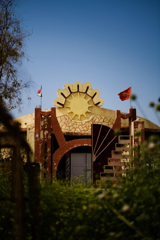 Views in April of 2019 of the city center of downtown Shingal 11