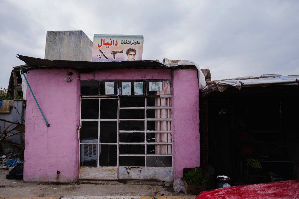 Views of a barber shop in May of 2019 in Shingal 03