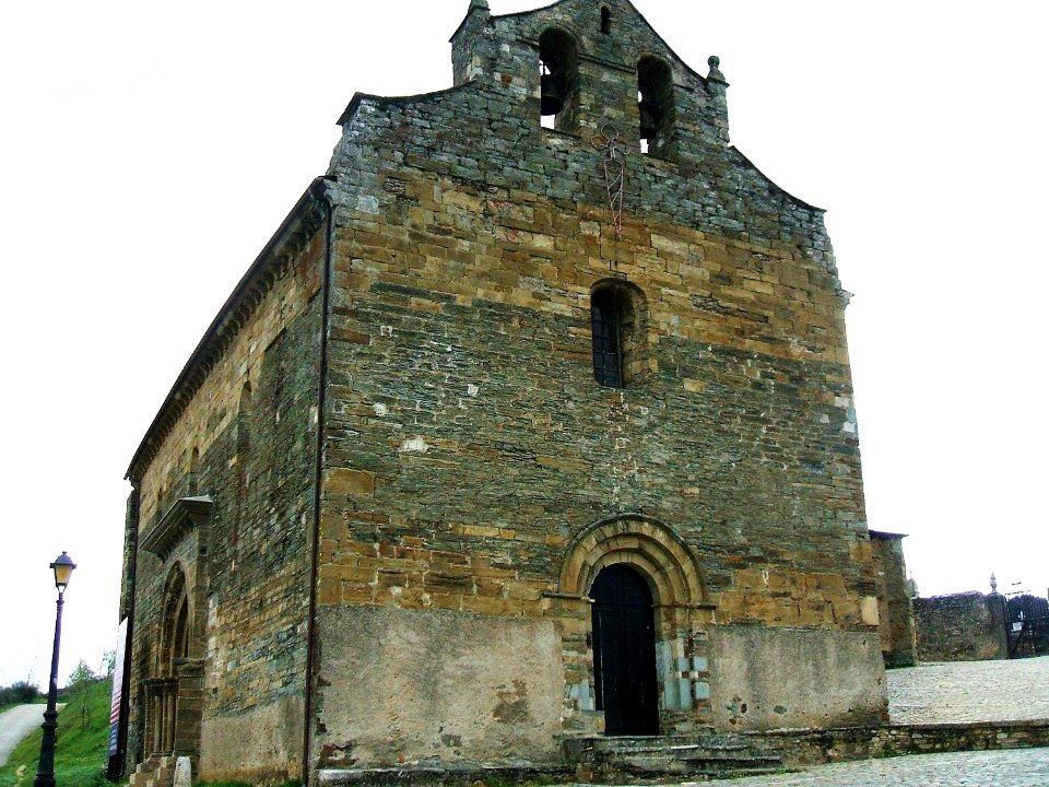 Villafranca del Bierzo - Iglesia de Santiago 4