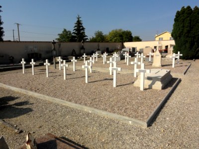 Villers-sur-Meuse (Meuse) cimetière, carré militaire