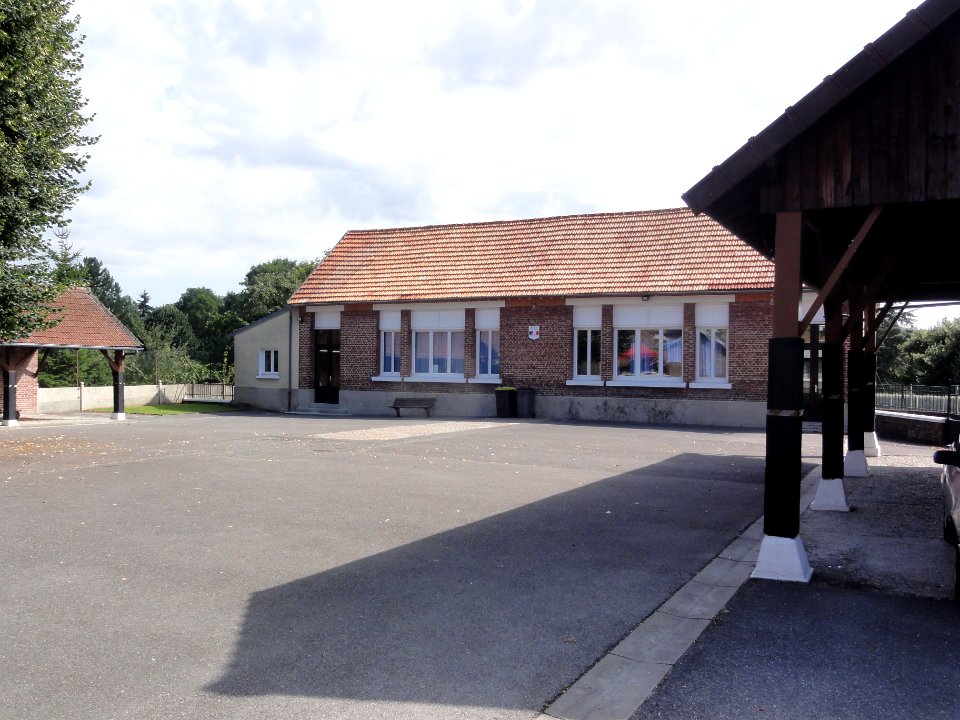 Villequier-Aumont (Aisne) école
