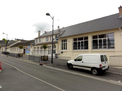 Villeneuve-Saint-Germain (Aisne) école et bibliothèque