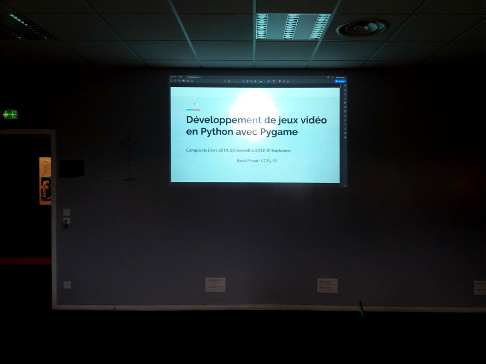 Villeurbanne - Bibliothèque Marie Curie - Campus de Libre 2019 - Salle informatique, présentation PyGame par Benoît Prieur