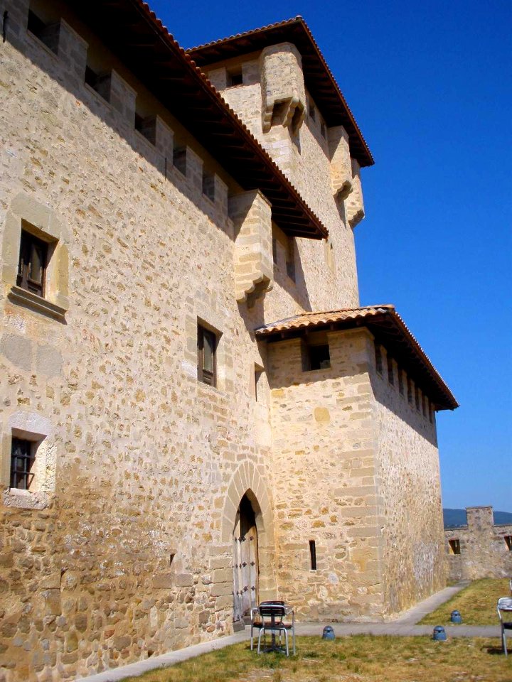Villanañe - Torre-Palacio de los Varona 04
