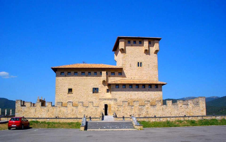 Villanañe - Torre-Palacio de los Varona 13