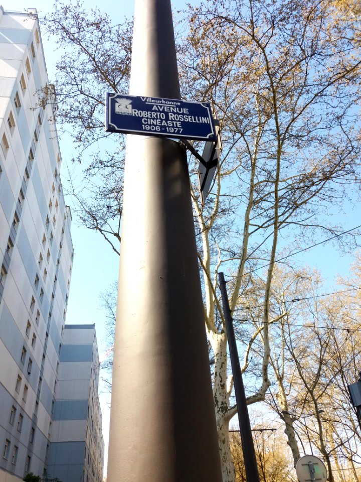 Villeurbanne - Avenue Roberto Rossellini, plaque
