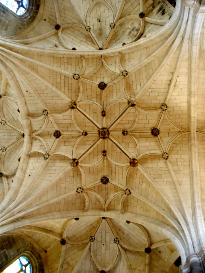 Villacastín - Iglesia de San Sebastián, interior 01