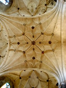 Villacastín - Iglesia de San Sebastián, interior 01