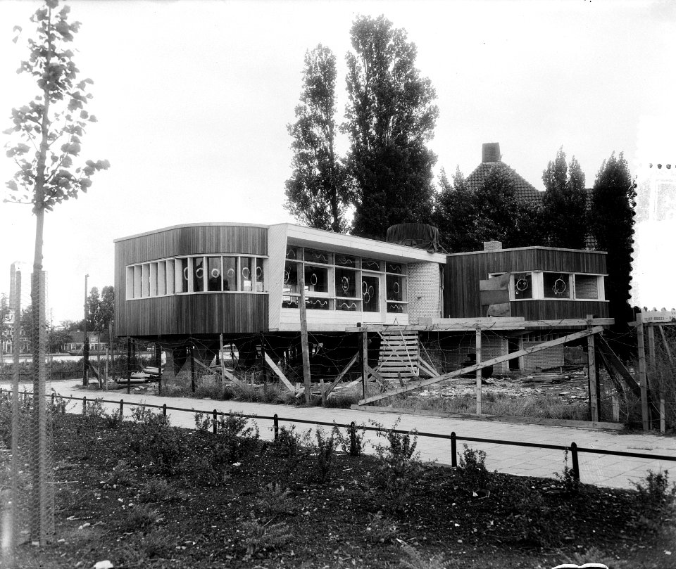 Villabouw op betonsteunen Rivierenlaan Amsteldijk, Bestanddeelnr 907-3381