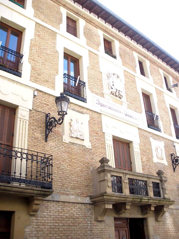 Villava - Ayuntamiento 1