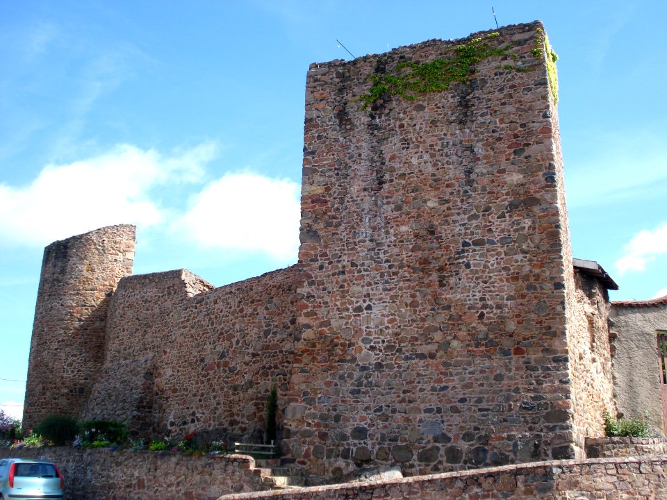 Villerest (Loire, Fr), les remparts