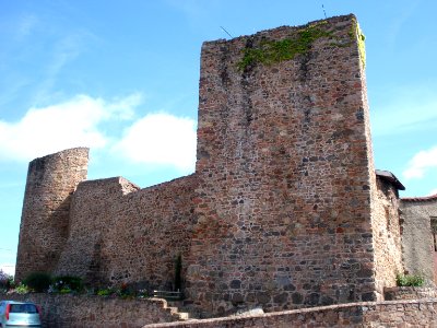 Villerest (Loire, Fr), les remparts