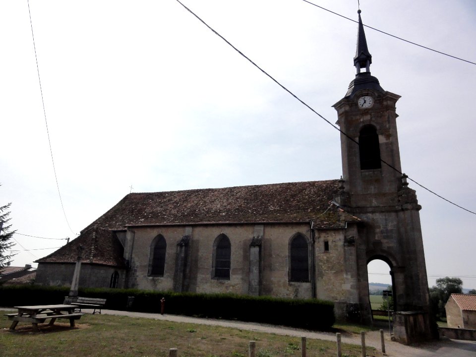 Ville-Issey (Meuse) église (02)