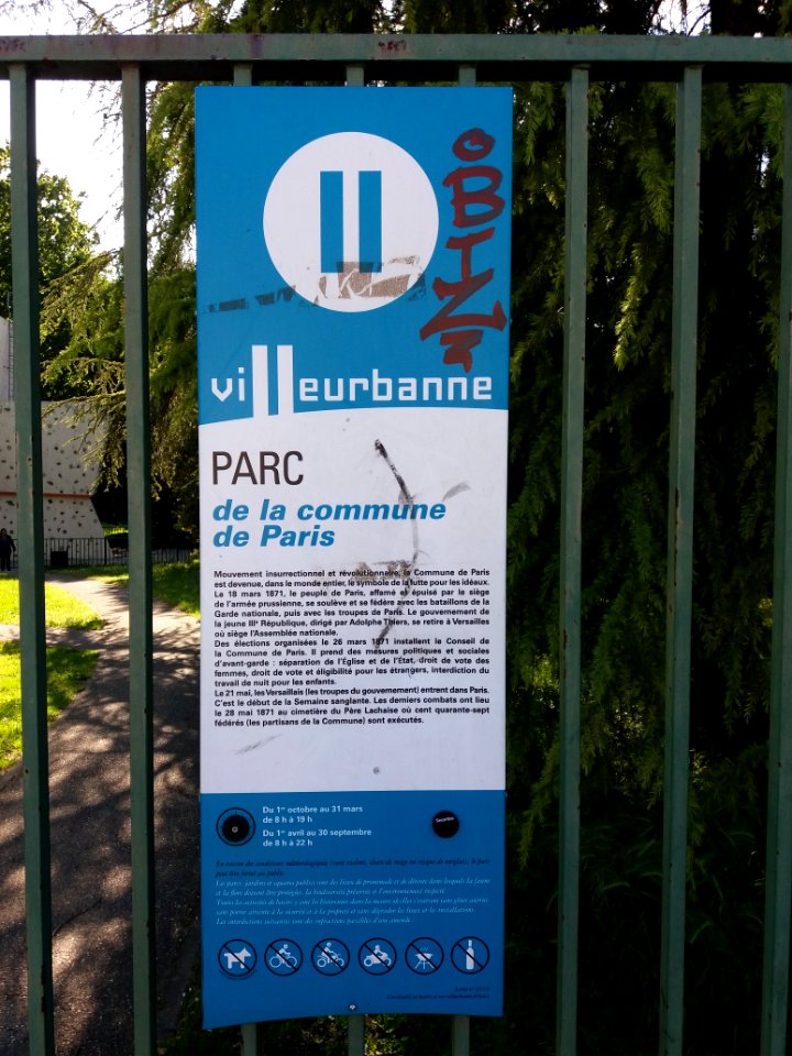 Villeurbanne - Parc de la Commune de Paris, plaque