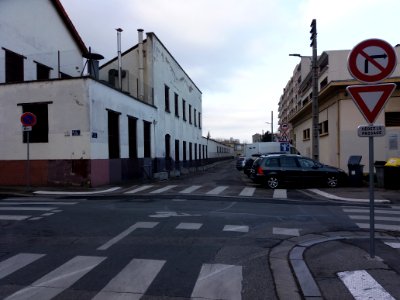 Villeurbanne - Rue du Pérou - Depuis la rue Édouard Vaillant