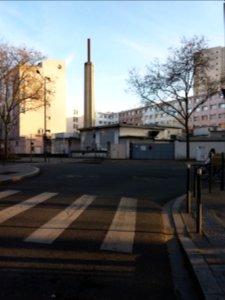 Villeurbanne - Rue de Bat Yam - Intersection avec le cours André Philip, et vue sur l'hôpital des Charpennes
