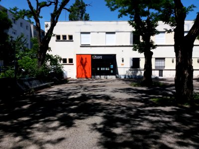 Villeurbanne - Rue Pierre-Joseph Proudhon, centre social des Buers