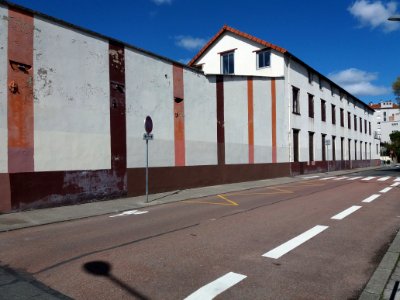 Villeurbanne - Rue Édouard Vaillant - Mur d'Auto Chassis International, à l'angle de la rue du Pérou